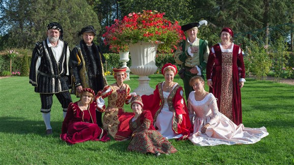 Les danseurs de Vire & Volte au chateau de Peufeilhoux